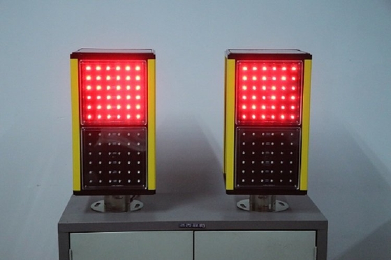 Luz Indicativa Inteligente de Nevoeiro para Equipamento de Sistema Inteligente de Tráfego (ITS) para Condução Segura em Condições de Baixa Visibilidade