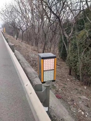 Luz Indicativa Inteligente de Nevoeiro para Equipamento de Sistema Inteligente de Tráfego (ITS) para Condução Segura em Condições de Baixa Visibilidade